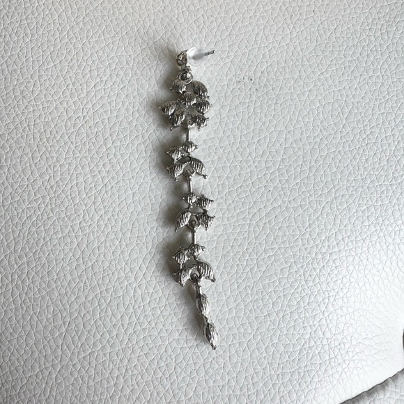 Rhinestone Dangle Drop Twig Leaves Earrings bridal New - Picture 6 of 8